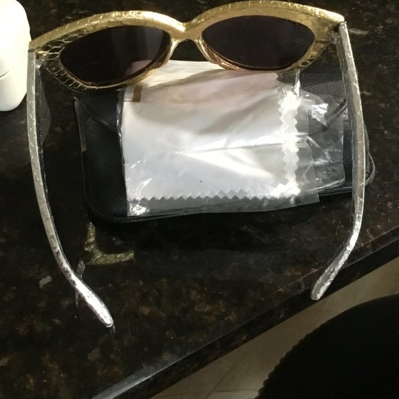 Linda Farrow snakeskin sunglasses new main image 5